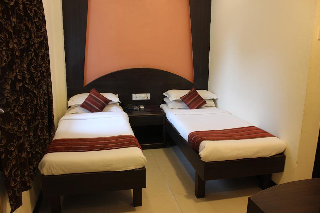 Hotel Fortune Мумбаи Экстерьер фото