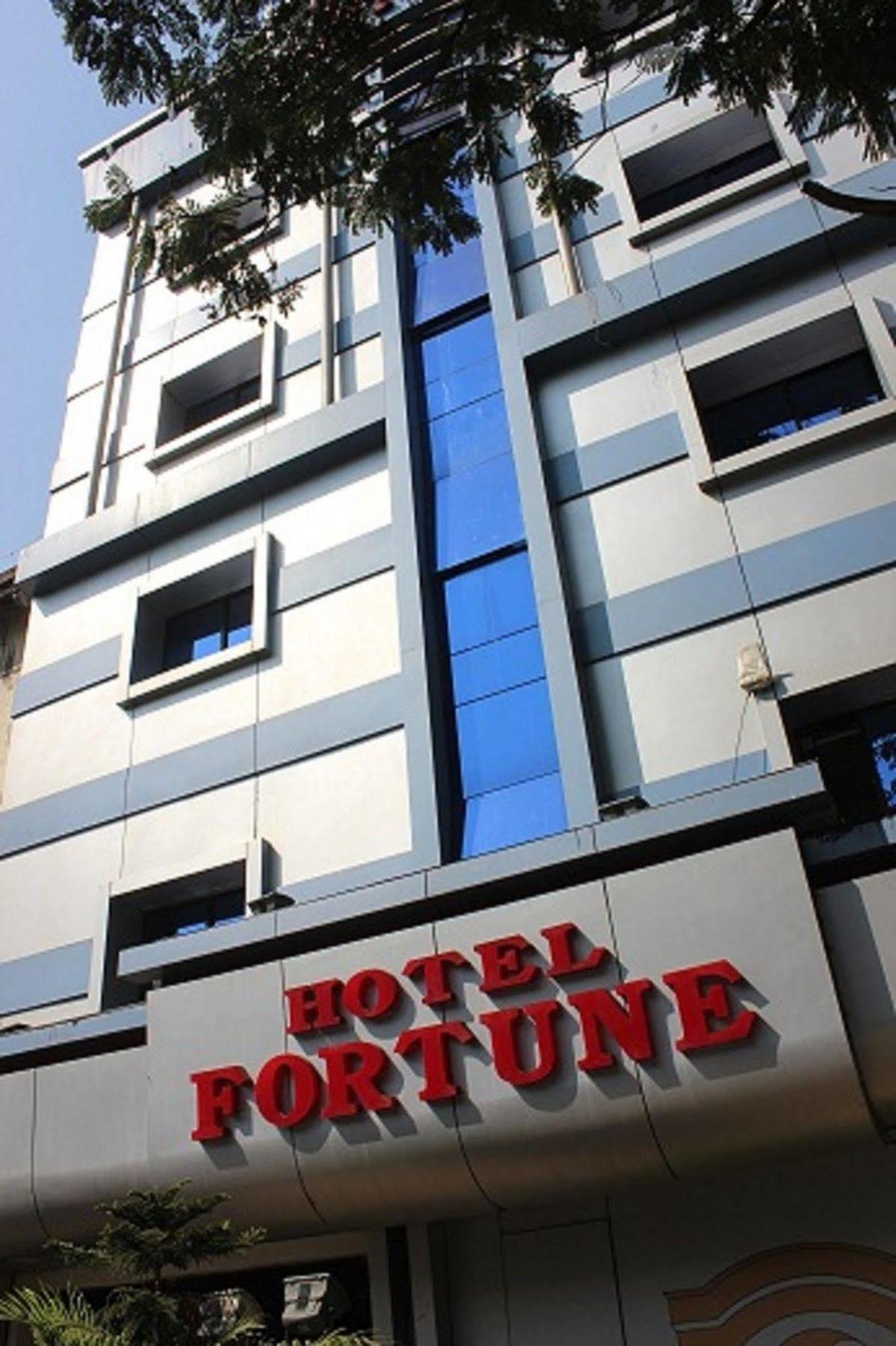 Hotel Fortune Мумбаи Экстерьер фото