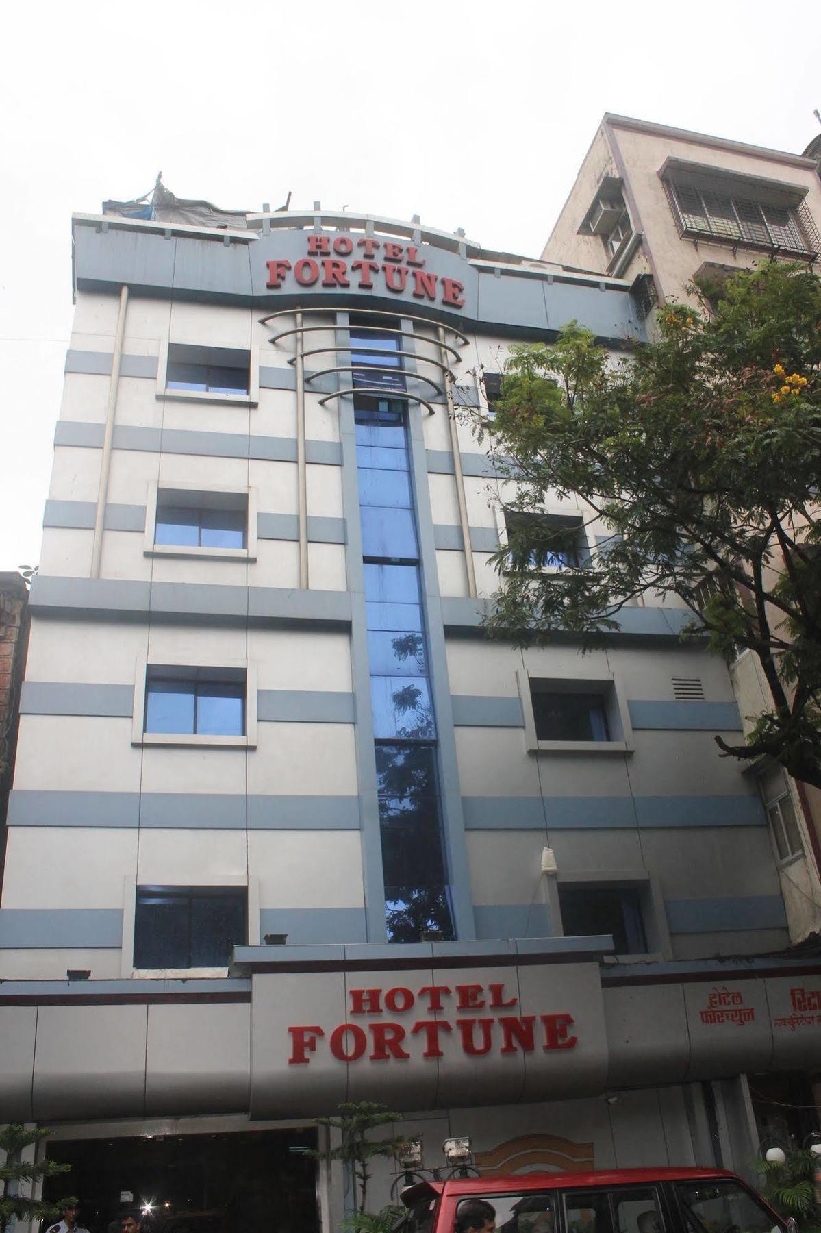 Hotel Fortune Мумбаи Экстерьер фото